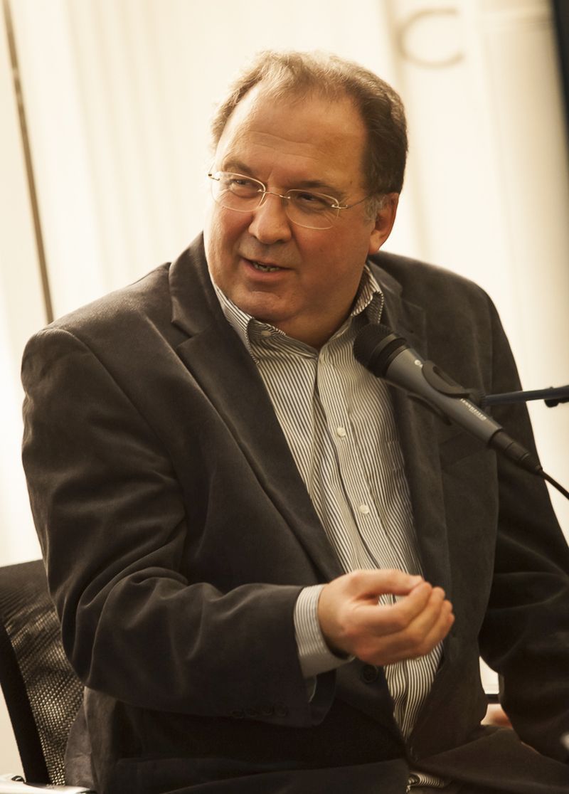 Portrait von  Dr. Reiner Stach